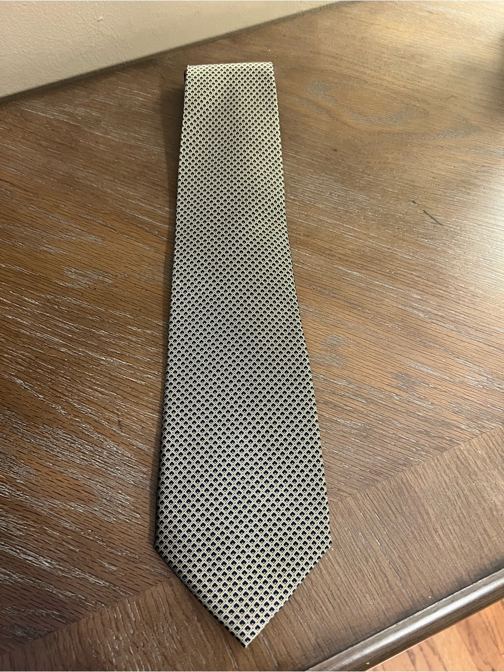 Stonehenge Hand Made 100% Silk Geometric Pattern Tie